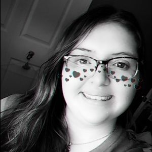 Meet your Posher, Kamila